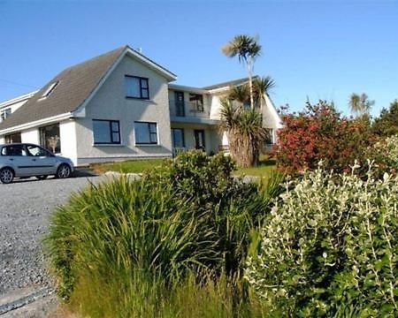 Decourcey'S Hazelbrook Farmhouse B&B Cleggan Dış mekan fotoğraf