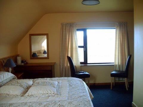 Decourcey'S Hazelbrook Farmhouse B&B Cleggan Dış mekan fotoğraf