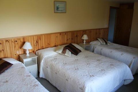 Decourcey'S Hazelbrook Farmhouse B&B Cleggan Oda fotoğraf